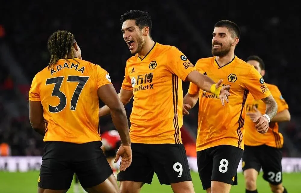 Wolverhampton Wanderers: From Giants Killers to Easy Points – Analyzing the Championship’s Strangest Crisis